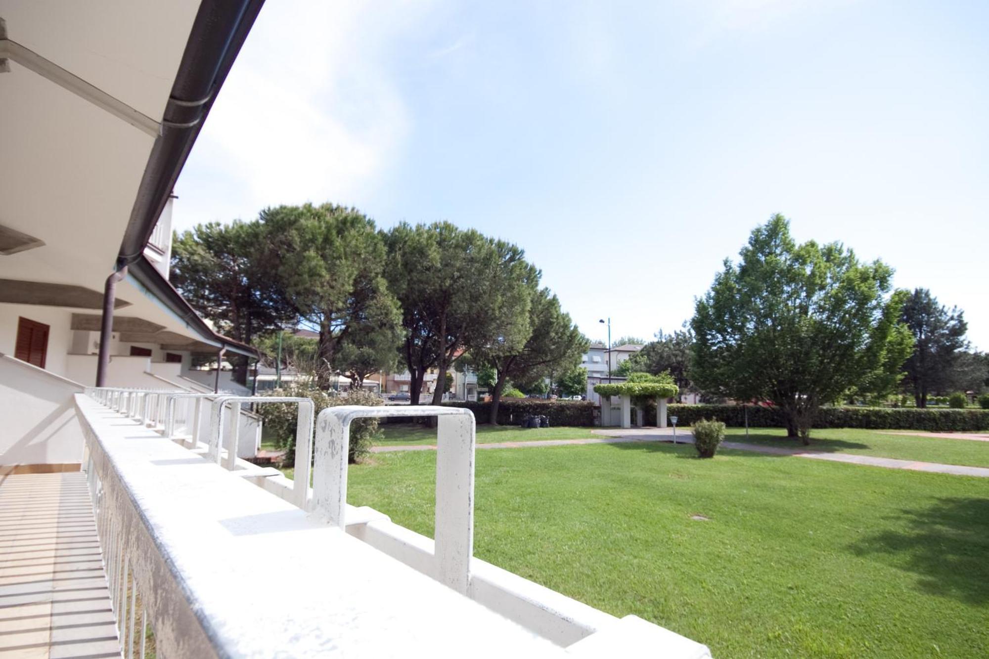 Residence Selenis Caorle Habitación foto