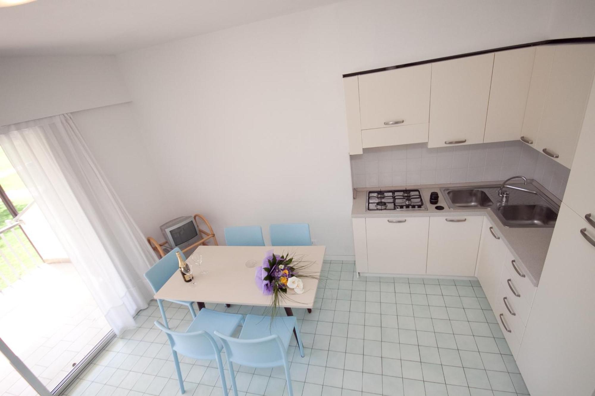 Residence Selenis Caorle Habitación foto